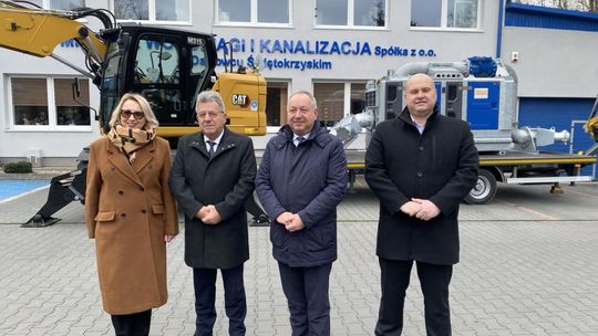 Miliony na bezpieczeństwo Ostrowca Świętokrzyskiego i powiatu. Nowy sprzęt i inwestycje w ochronę mieszkańców