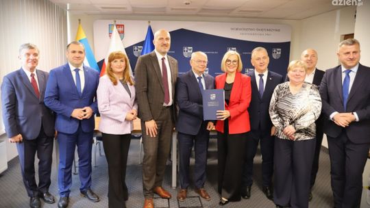 Miliony na inwestycje wzmacniające potencjał społeczno-gospodarczy regionu