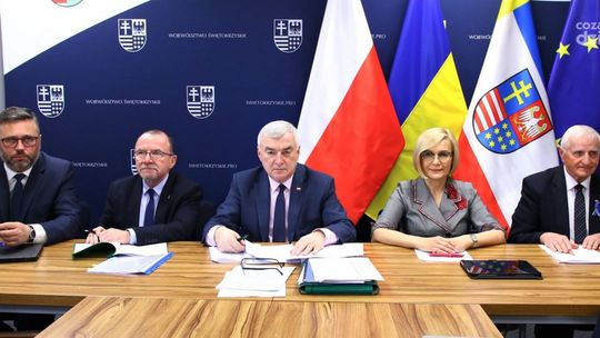 Miliony z Unii na CENWIS