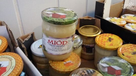 Miód z ostrowieckich pasiek dla Wojsk Obrony Terytorialnej 