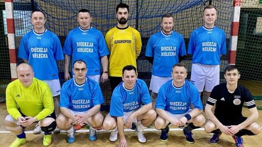 Mistrzostwa księży w piłce nożnej halowej