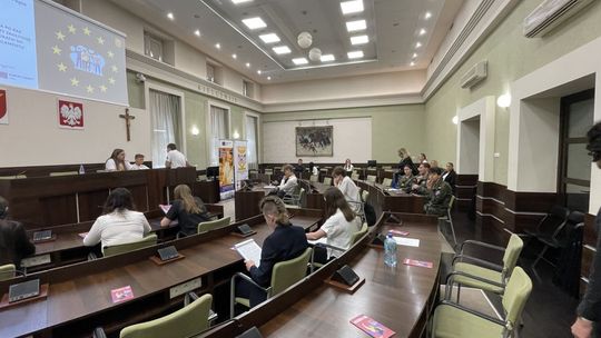 Młodzi debatowali o Unii Europejskiej