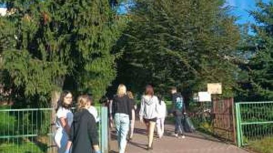 Młodzi ostrowczanie sprzątali świat