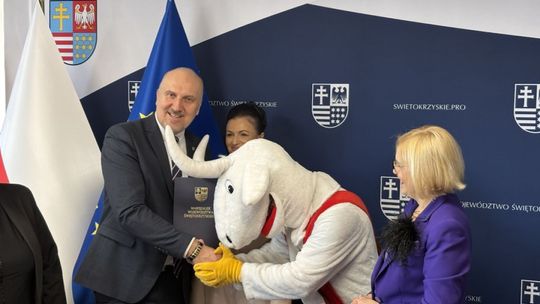 Modernizacja Europejskiego Centrum Bajki w Pacanowie – podpisano umowę na dofinansowanie