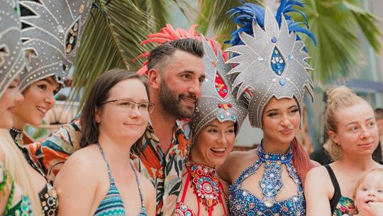 Muzyczny Piątek z Rafałem Maserakiem na kieleckich Basenach Tropikalnych