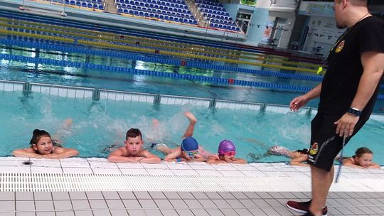 Na Rawszczyźnie ruszają wakacyjne kursy nauki pływania