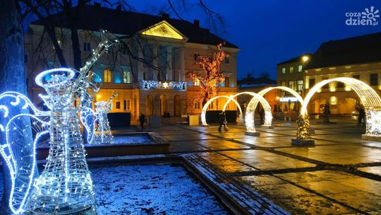 Na rynku w Kielcach pojawi się więcej iluminacji świetlnych. 