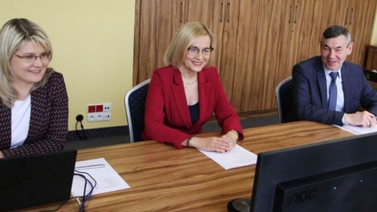 Nadzwyczajne pieniądze w nadzwyczajnej sytuacji