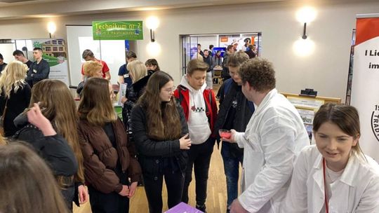 Najlepszą promocją szkół są jej uczniowie 