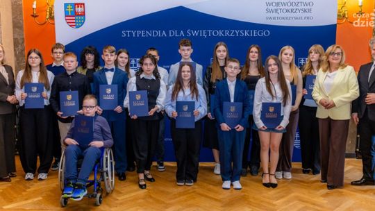 Najzdolniejsi uczniowie z województwa nagrodzeni stypendiami
