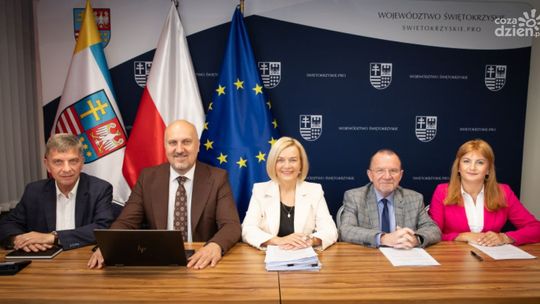 Najzdolniejsi uczniowie ze Świętokrzyskiego nagrodzeni