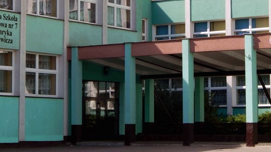 Nauczyciele rozgoryczeni podwyżkami