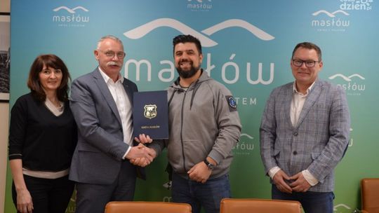 Nauka radzenia sobie w terenie dla mieszkańców Masłowa