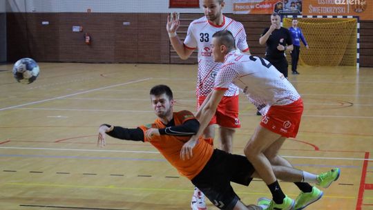 Nerwowa końcówka przy Świętokrzyskiej - szczypiorniści KSZO przegrywają z Orlenem