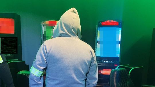 Nielegalne salony gier w Ostrowcu namierzone