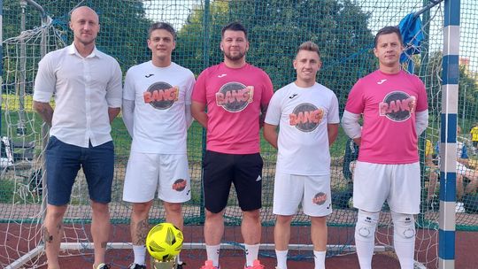 Niesamowity wyczyn Banga! Drużyna zdominowała grupę Turnieju Grudniowego