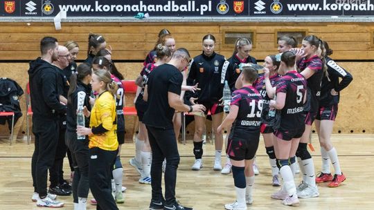 Nieudany występ we własnej hali i porażka z wiceliderkami. Suzuki Korona Handball Kielce 22:27 ELMAS-KPS APR Radom