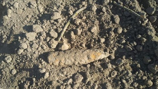 Niewybuch na terenie Gminy Ćmielów 