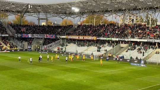 Niewykorzystany rzut karny się mści. Kielczanie tracą punkty w samej końcówce