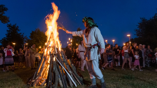Noc Kupały w ostrowieckim parku 