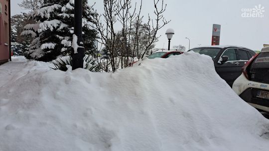 Non- stop trwa akcja odśnieżania Ostrowca