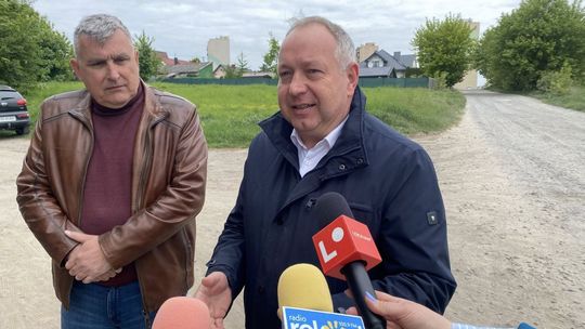 Nowa droga połączy ul. Polną z Denkowską w Ostrowcu. Rusza długo wyczekiwana inwestycja