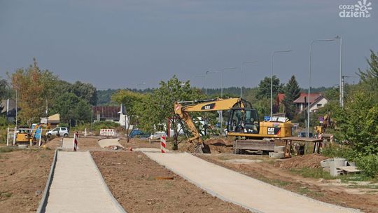 Nowe drogi dla rowerów i pieszych przy al. Szajnowicza-Iwanowa w budowie