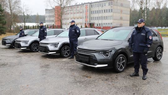 Nowe nieoznakowane wozy dla świętokrzyskiej policji