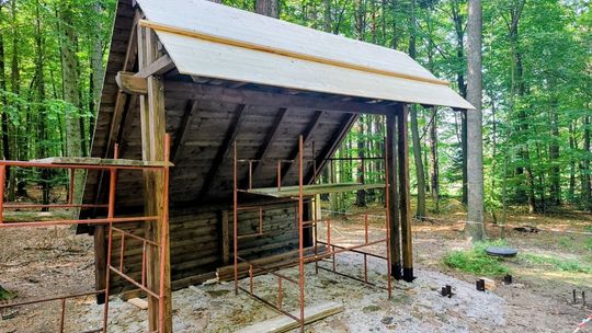 Nowe oblicze wejścia do Świętokrzyskiego Parku Narodowego w Świętej Katarzynie – trwa modernizacja