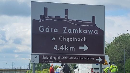 Nowe oznakowanie turystyczne na trasie S7