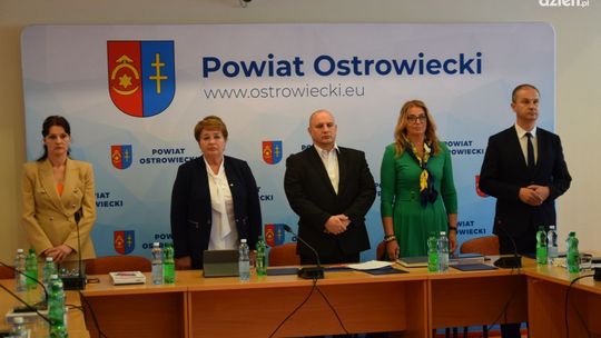 Nowe władze wybiorą w powiecie ostrowieckim 