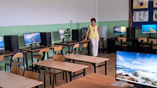 Nowe wyposażenie dla Zespołu Szkół w Rudkach