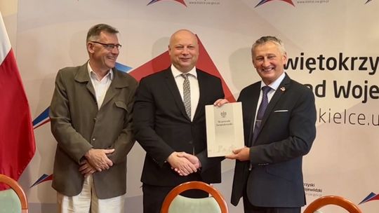 Nowy autobus w gminie Raków