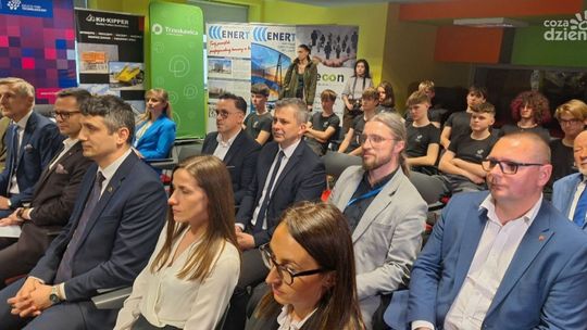 Nowy model kształcenia w Kielcach. Uczniowie zdobywają zawód jeszcze przed maturą