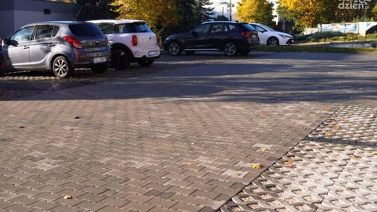 Nowy parking przy ul. Żeromskiego – przykład udanej współpracy miasta z lokalnym przedsiębiorcą