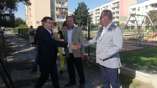 Nowy plac zabaw już otwarty