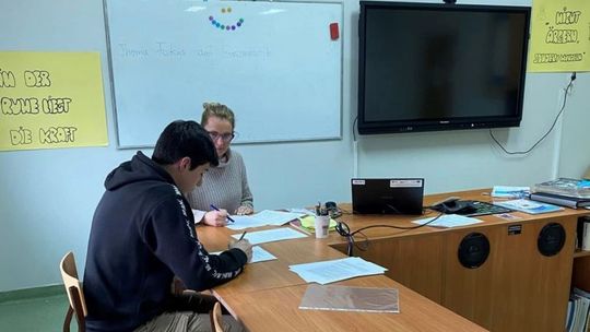 Nowy projekt edukacyjny w liceum w Bodzentynie: "Wiem więcej!"