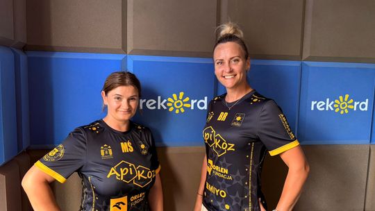 „Od dekady rozwijamy nie tylko siatkarki i siatkarzy, ale też wartości” - trenerki Akademii Volley Stars gośćmi Radia Rekord
