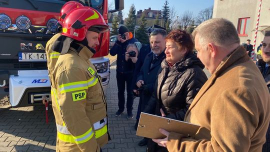 Od ostrowieckich strażaków dla ochotników z Bałtowa