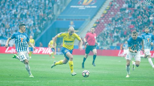 Odbudowywanie Zarandii