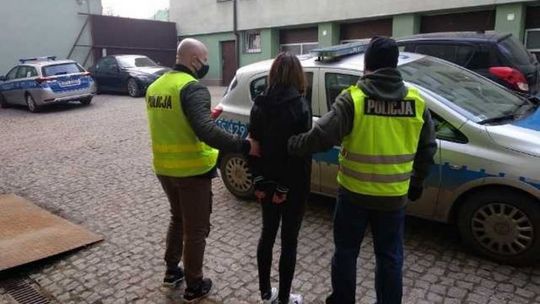 Odebrała pieniądze od oszukanej 87-latki, teraz grozi jej 8 lat więzienia