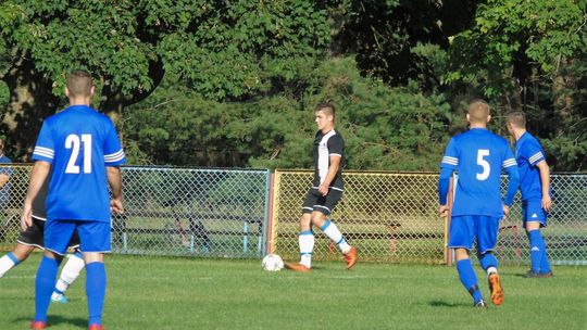 OKS Opatów przełamał złą passę - Świętokrzyska Liga Okręgowa