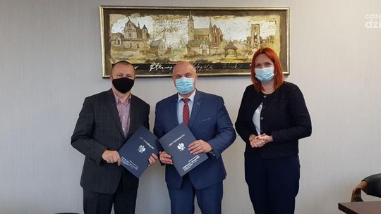 Opatowska "Promenada" ma jednego właściciela - teren przeszedł w ręce powiatu