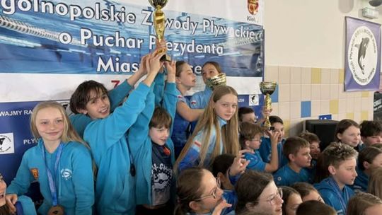 Orka MOSiR Kielce triumfuje w pływackim Pucharze Prezydenta Miasta
