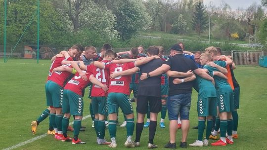 Orlęta wyprzedziły Gród Ćmińsk. Festyn na stadionie