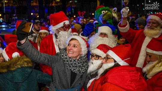 Orszak uśmiechów. Magiczne Mikołajki rozgrzały atmosferę w Kielcach
