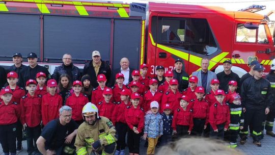  OSP w Leszczynach z nowym wozem