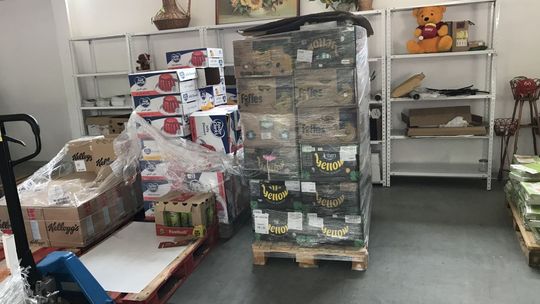 Ostrowczanie hojnie dzielili się żywnością 