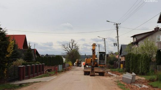 Ostrowiec otrzyma fundusze z rezerwy ogólnej na remonty dróg samorządowych 