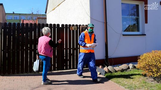 Ostrowiec Św. Pierwsze maseczki rozdane